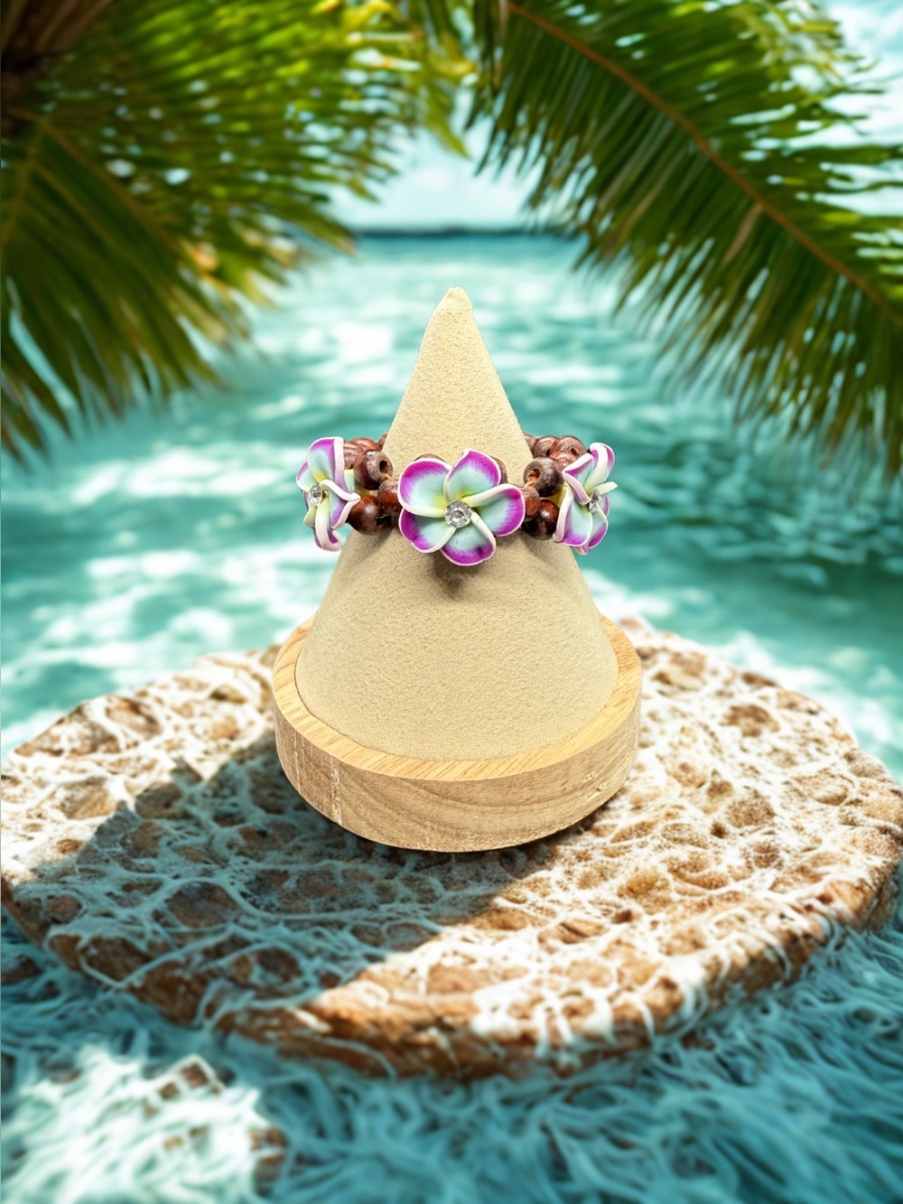 ๐ท๏ธโผ๏ธ5/$25๐ท๏ธโผ๏ธ๐บOLU OLU๐บHandmade Three Plumeria Wood Bead Bracelet/EUC